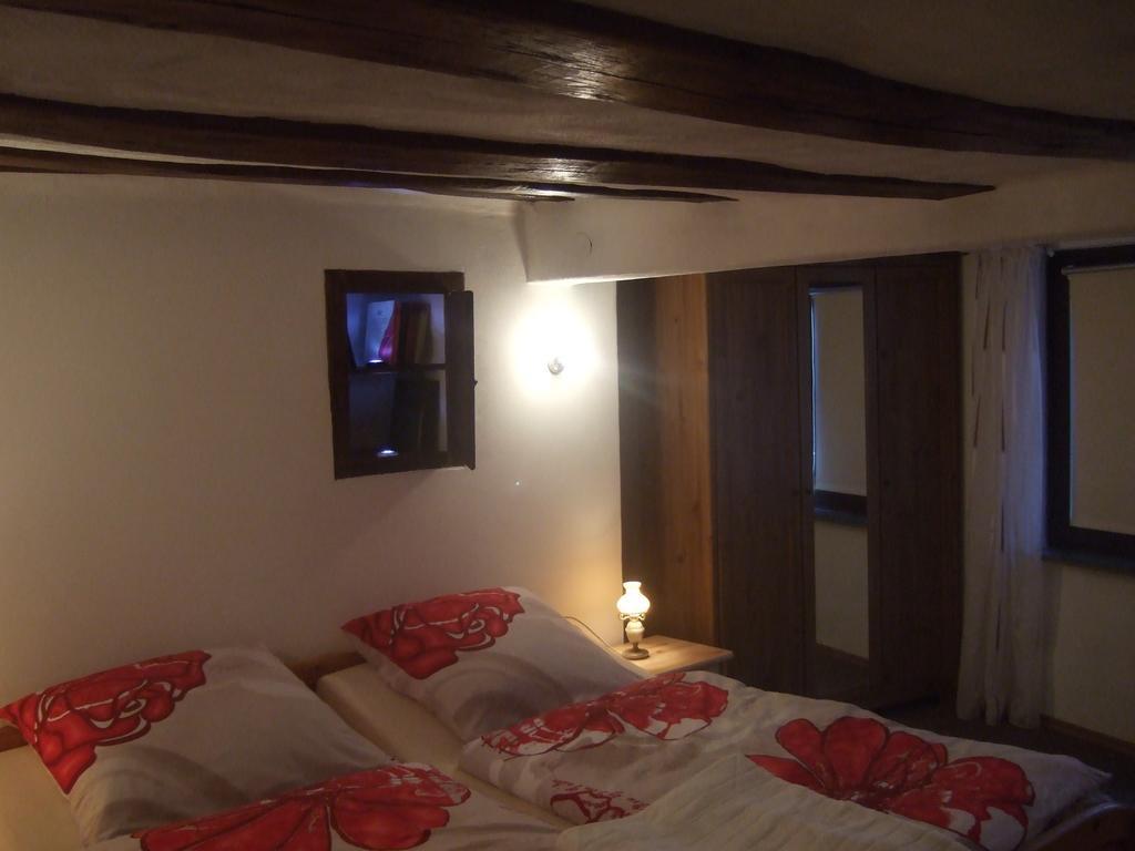 Villa Kleines Winzerhäuschen Bremm Zimmer foto